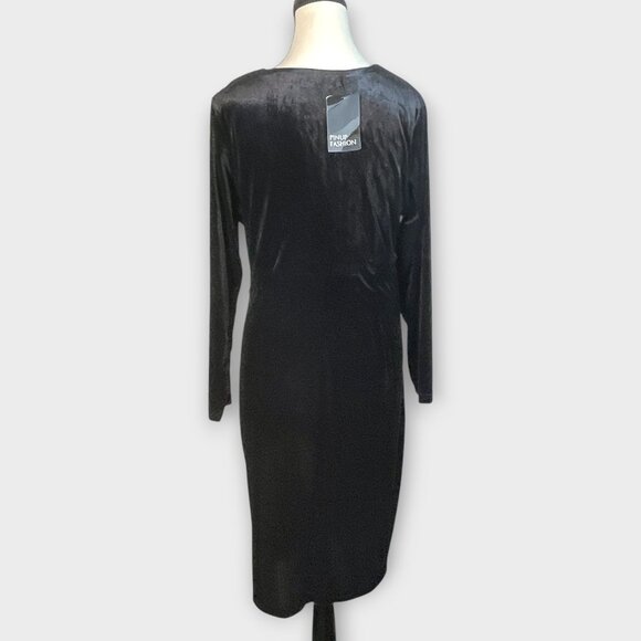 Elegant Black Velvet Wrap Dress - Picture 3 of 10